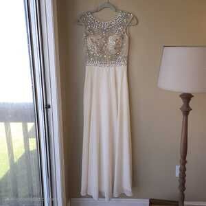 Embellished Sheer Evening Prom Dress Size XS Cream Gown Formal Beaded Wedding